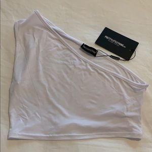 Pretty Little Thing crop top
